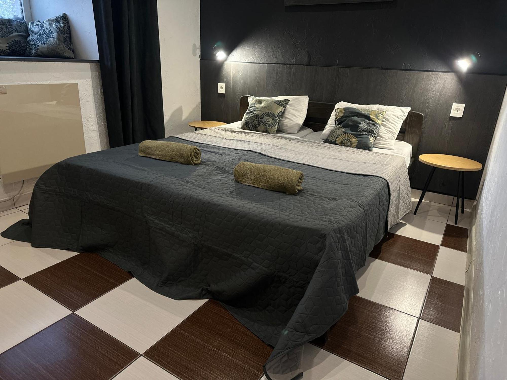 Le Reve City Hostel Odessa Exteriör bild