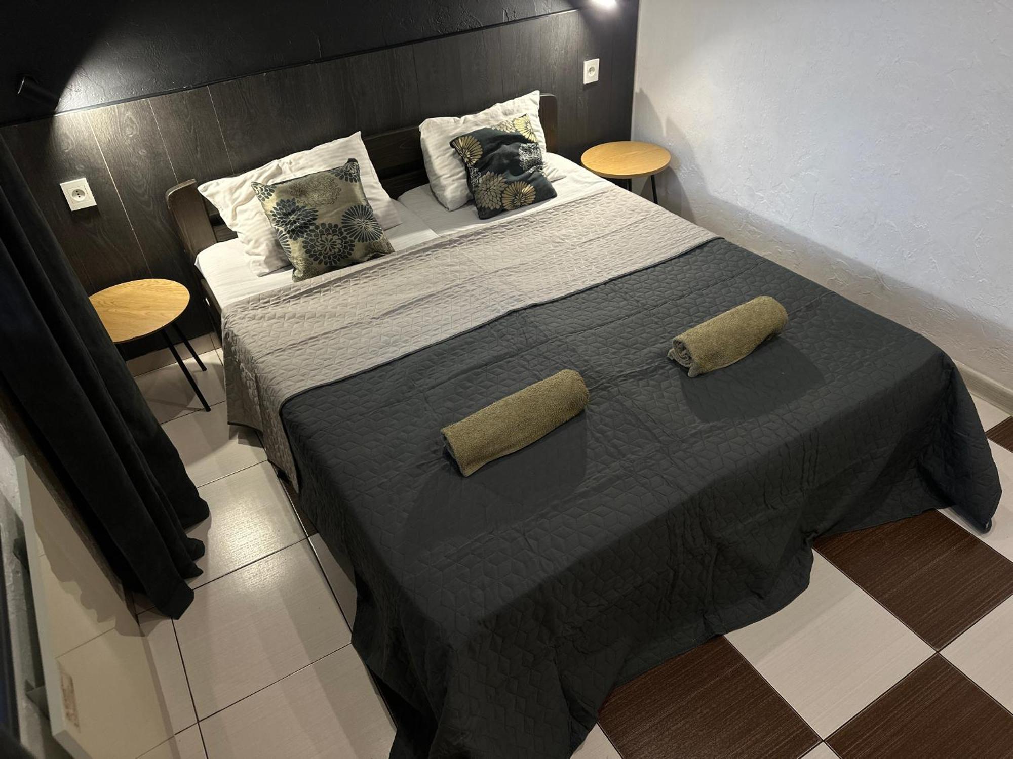 Le Reve City Hostel Odessa Exteriör bild