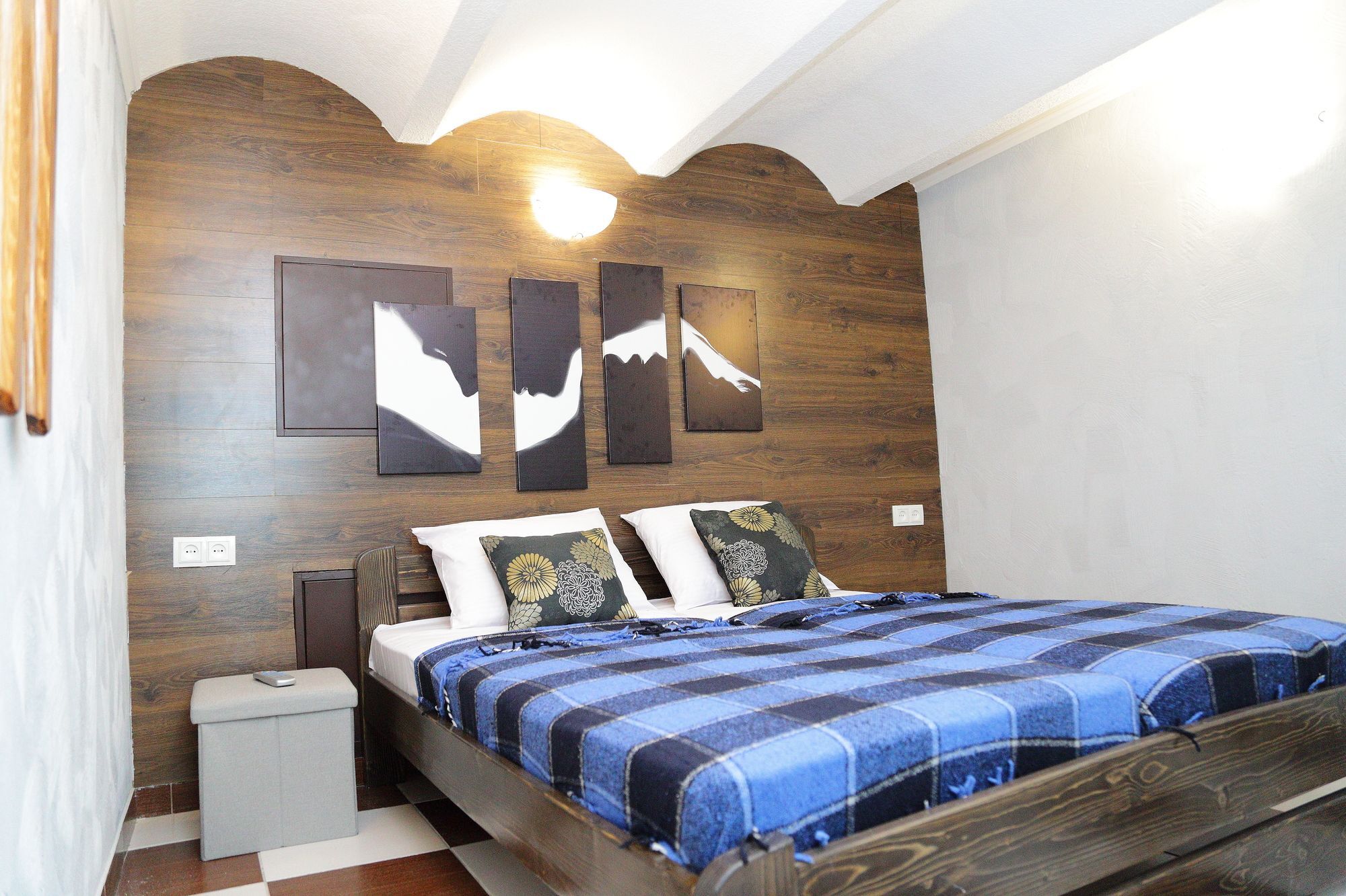 Le Reve City Hostel Odessa Exteriör bild